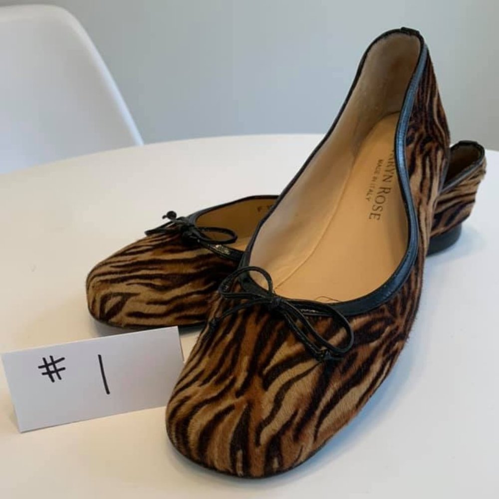 Taryn Rose tiger print calf's hair flats Sz 9
